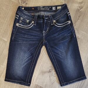 Miss Me Blue Jeans with Distressed Look and Contrast Stitching
